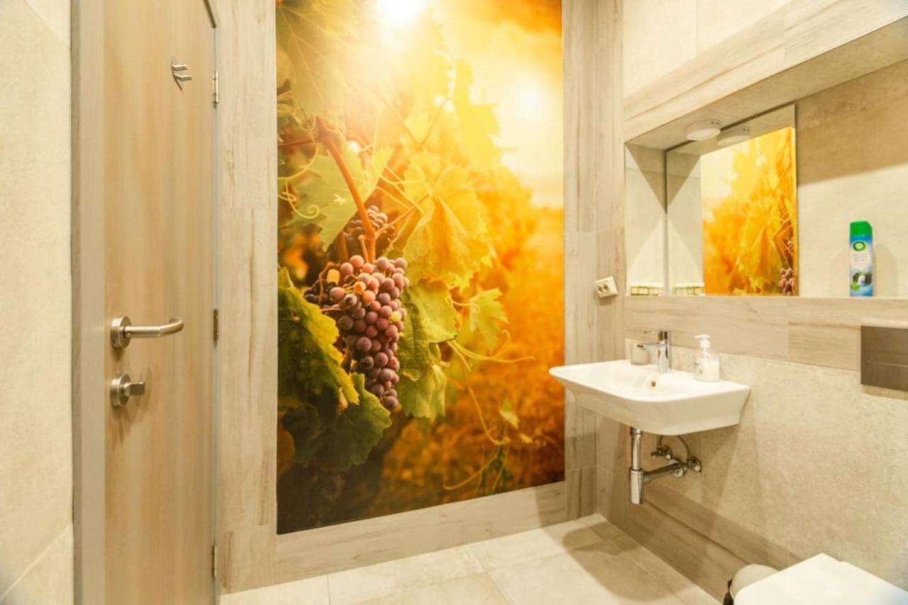 1 Bedroom Wine Journey Szófia Kültér fotó